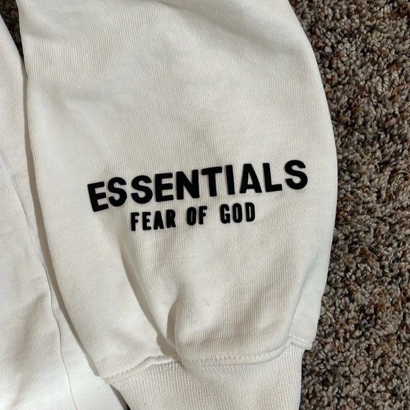 ESSENTIALS white hoodie - Picture 5 of 7